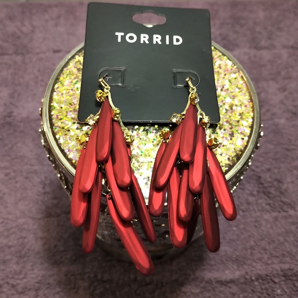 -♥️ 🎀🆕METALLIC RED RHINESTONE WATERFALL EARRINGS♥️